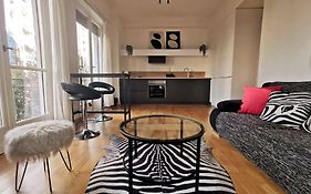 Cdv Stylish Athens Flat